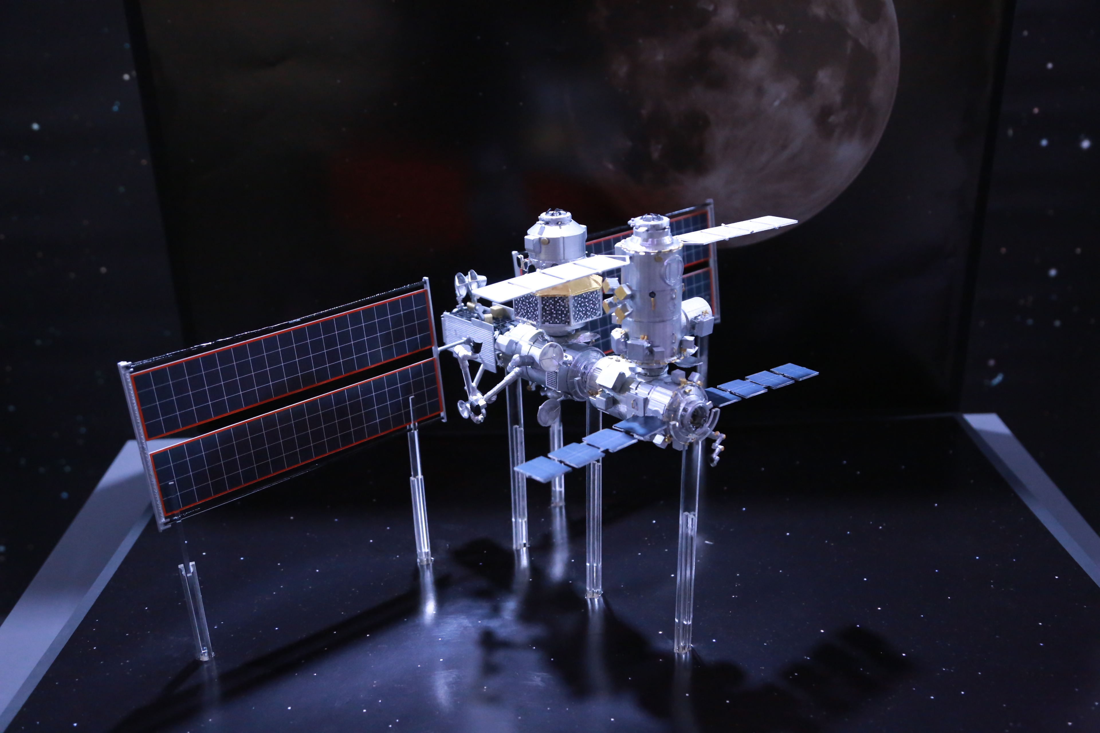 月面探査機模型の実物